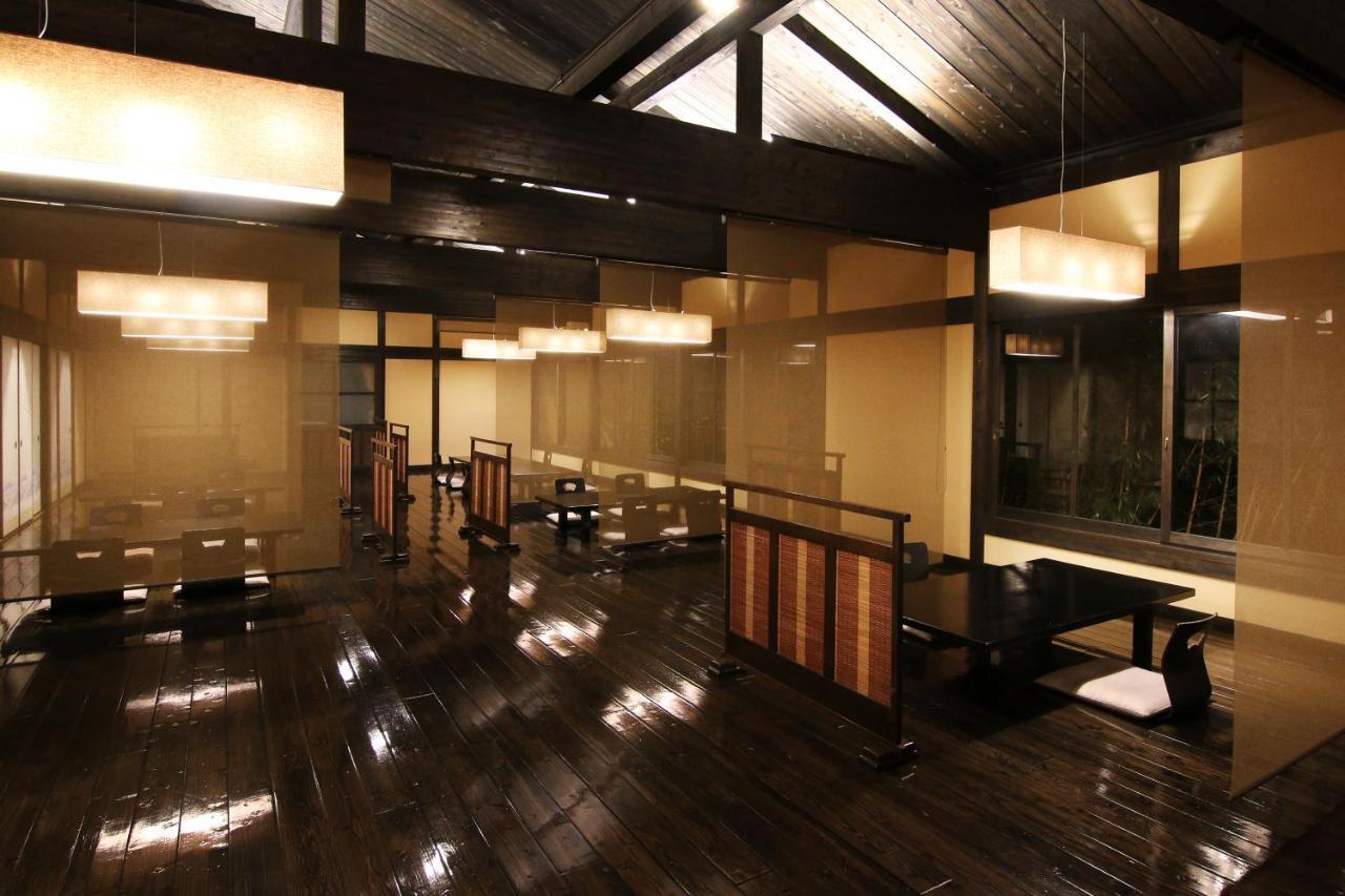 Готель Yufuin Ryoan Wazanho Ойта Екстер'єр фото